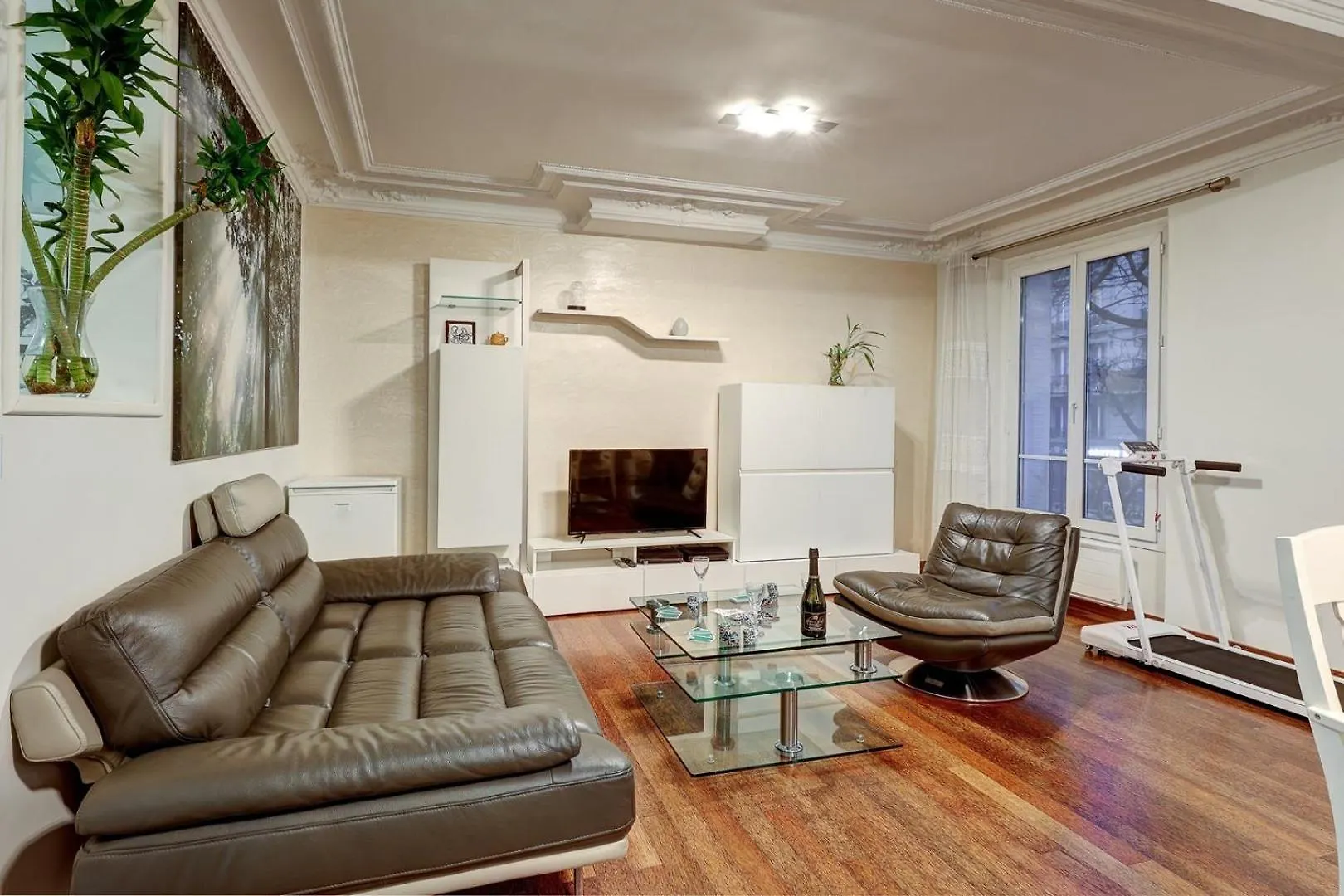 673 Suite Richard - Superb Apartment In Paris contacts
